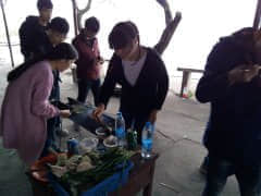 我校组织了2016春季踏青活动