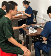 我校切实保障学生的身体健康